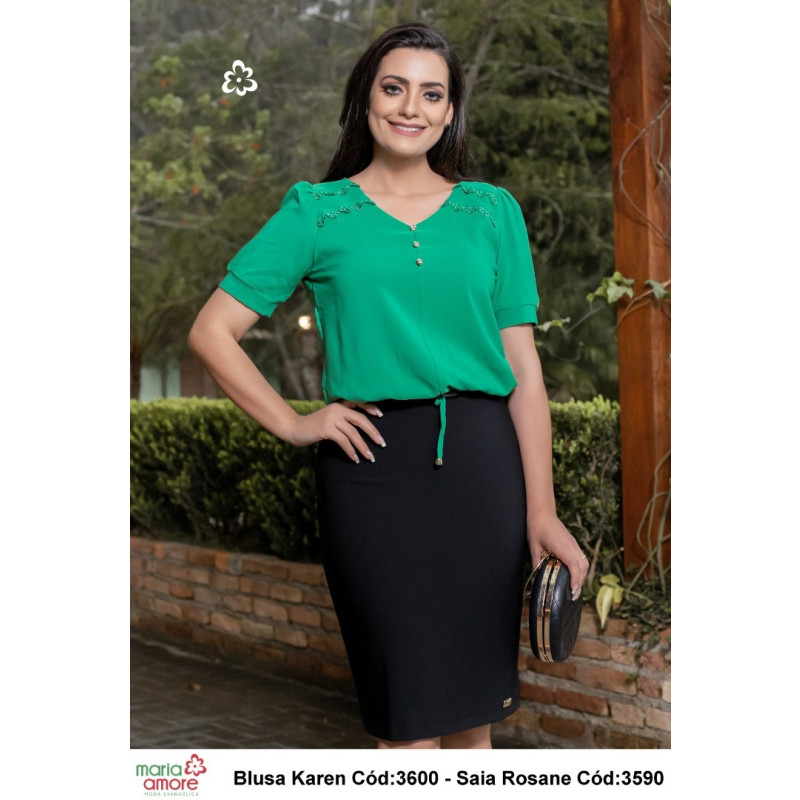 Saia preta shop com blusa rosa