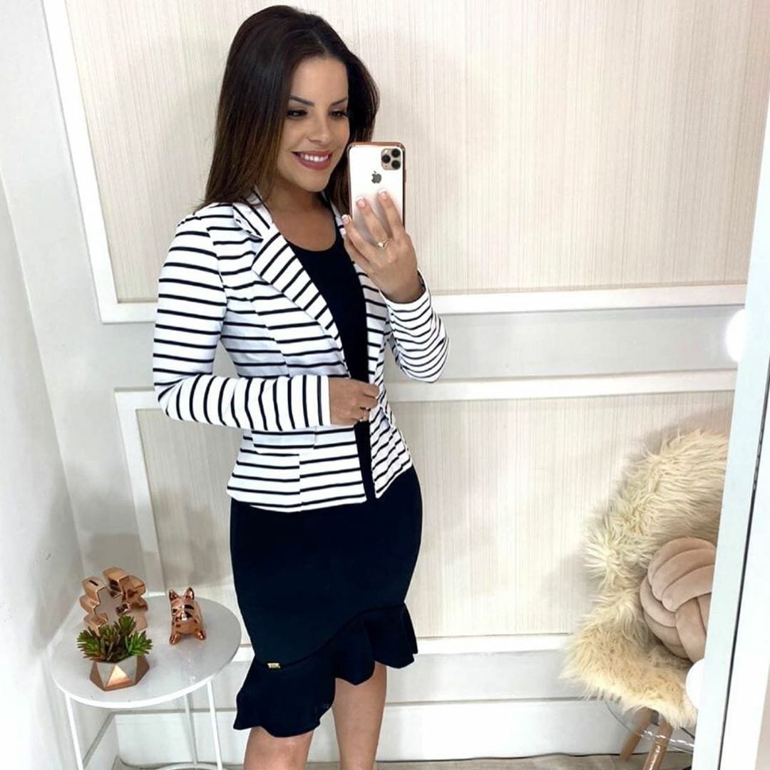 Vestido listrado com hotsell casaco