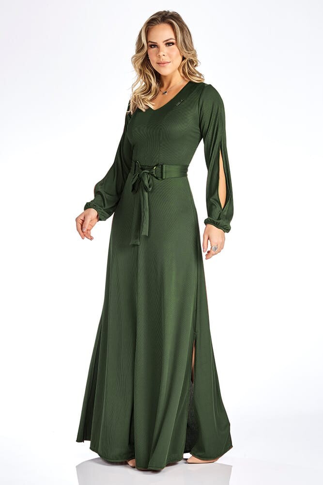 vestido verde longo com fenda