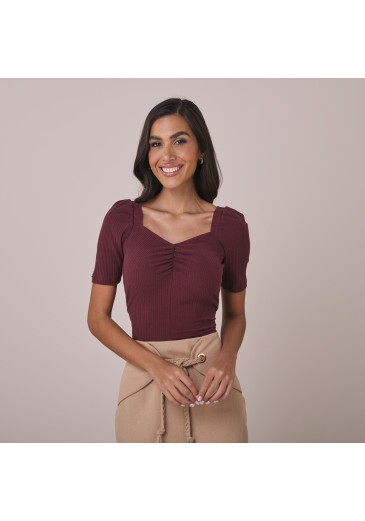 Blusa Mariana Em Geo Alva Rib Marrom Tatá Martello Outono/Inverno 2025