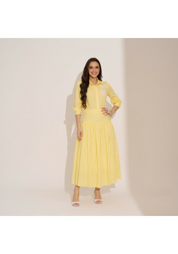 Conjunto Cassia Em Cotton Listrado Com Aplicação Amarelo Tata Martello Primavera/Verão 2027