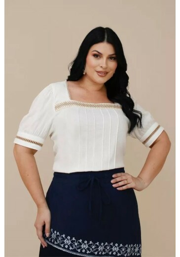 Blusa Tayla Em Viscolinho Off Plus Nitido Outono/Inverno 2026