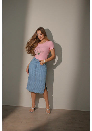 Saia Jennifer Em Jeans Listrado Maquinetado Com Lavagem Délavé Claro Nitido Primavera/Verão 2027