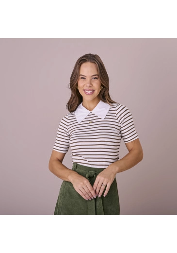 Blusa Sara Malha Canelada Listrada Marrom Tatá Martello Outono/Inverno 2025