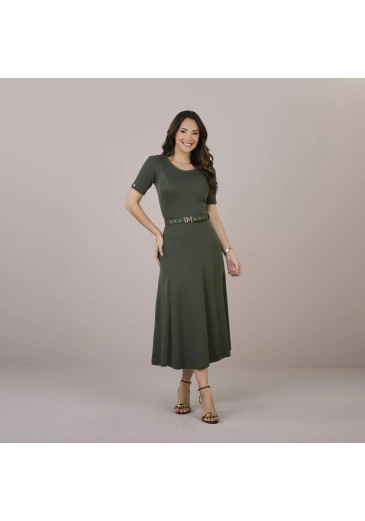 Vestido Karina Em Trico Aspen Verde Militar Tatá Martello Outono/Inverno 2025