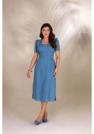 Vestido Midi Jeans Com Decote Quadrado E Bolsos Hadaza Alto Verão 2024