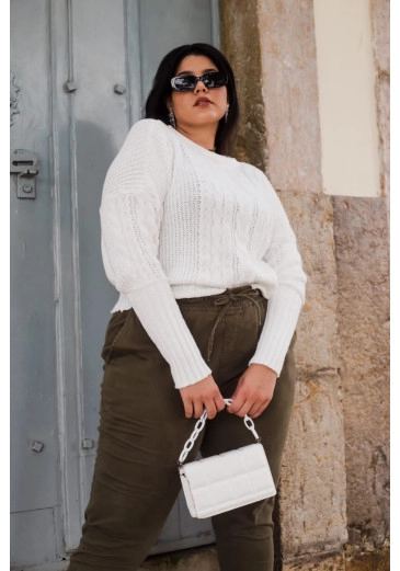 Blusa Em Tricot Plus Size Detalhes Em Trança Branca Outono/Inverno 2023