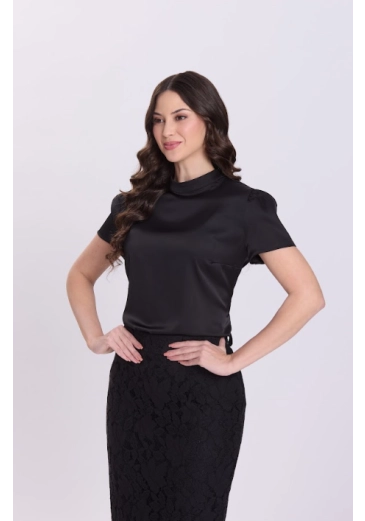 Blusa Cassia Em Acetinado Preta Hapuk Outono/Inverno 2026