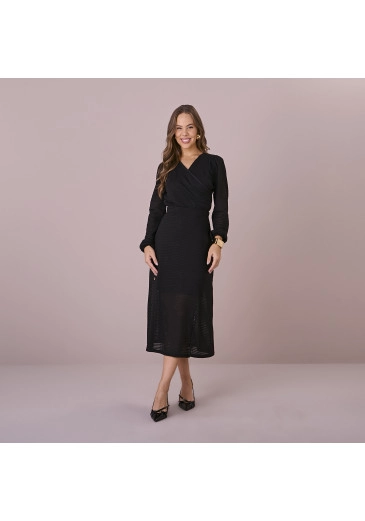 Conjunto Elina Em Croche Miraflores Preto Tatá Martello Outono/Inverno 2025