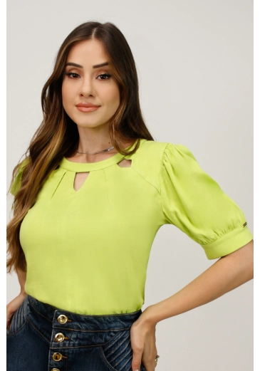 Blusa Camili em Viscolinho com Detalhe Vazado Nítido Primavera/Verão 2025 