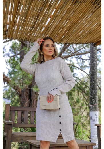 Vestido Em Mousse Off White Com Botões Na Manga Outono/Inverno 2023