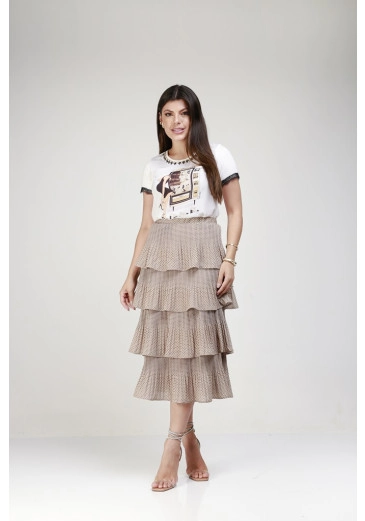 T-shirt Louise Chanel Estampada Victoria's Princess Alto Verão 2023
