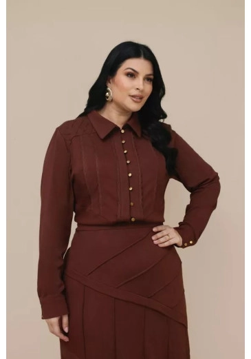 Camisa Juliete Em Viscolinho Marrom Plus Nitido Outono/Inverno 2026