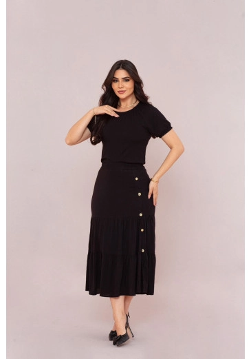 Conjunto Em Viscolinho Preto Mulher Morena Outono/Inverno 2025