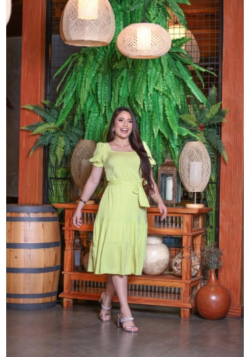 Vestido Em Viscose Com Decote Quadrado Manga Princesa Amarelo Mulher Morena Outono/Inverno 2025