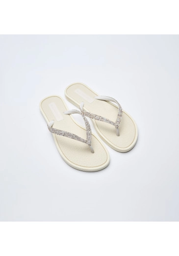 Chinelo Com Textura Branco Com Strass Tatá Martello Alto Verão 2025