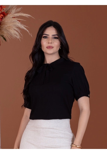 Blusa Em Viscose Preta Mulher Morena Alto Verão 2025