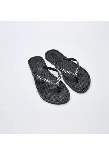 Chinelo Com Textura Preto Com Strass Tatá Martello Alto Verão 2025