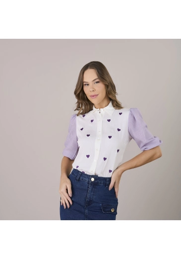 Blusa Kátia Em Viscolinho Detalhes De Coração Roxa Tatá Martello Alto Verão 2025