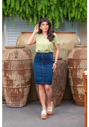 Blusa Em Viscolinho Verde Mulher Morena Primavera/Verão 2026