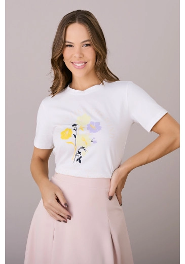 Blusa Solange Em Malha Conforto Com Estampa Exclusiva Flores Tatá Martello Outono/Inverno 2025