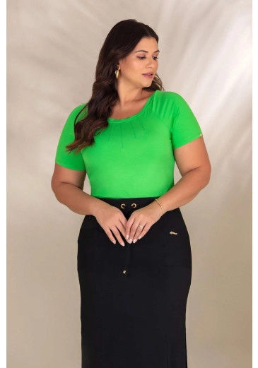 Blusa Plus Size De Malha Lisa Com Decote Canoa E Nervuras Verde Hadaza Primavera/Verão 2024