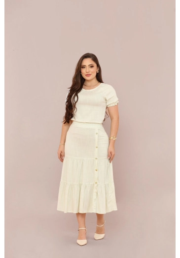 Conjunto Em Viscolinho Off White Mulher Morena Outono/Inverno 2025