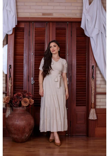 Vestido Em Linho Max Midi Off White Mulher Morena Outono/Inverno 2025