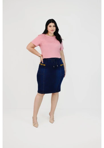 Saia Gizela Secretária Em Malha Denim Nítido Plus Outono/Inverno 2025