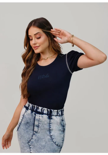 T-shirt Jaqueline Em Malha Azul Nítido Alto Verão 2025
