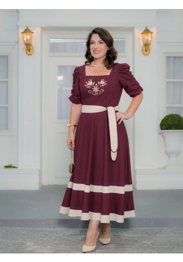 Vestido Max Midi Em Linho Com Bordados Kauly Outono/Inverno 2025