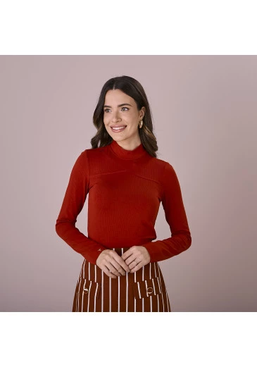 Blusa Naiara Vermelho Tatá Martello Outono/Inverno 2025