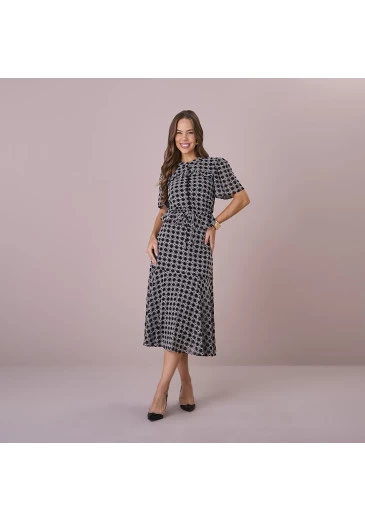 Conjunto Evelyn Em Yorio Bordado Preto Tatá Martello Outono/Inverno 2025