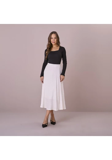 Saia Heloa Em Malha Veludo Off White Tatá Martello Outono/Inverno 2025
