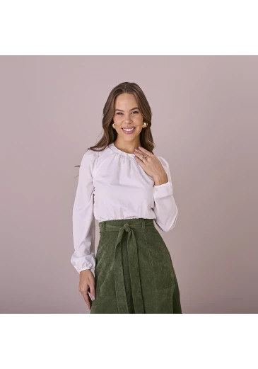 Blusa Tatiane Em Crepe Gloss Off White Tatá Martello Outono/Inverno 2025
