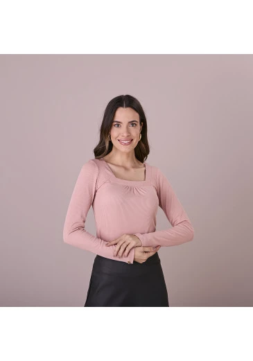 Blusa Vanessa Em Malha Canelada Rose Tatá Martello Outono/Inverno 2025