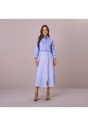 Saia Julia Em Tricoline Listrado Azul Tatá Martello Outono/Inverno 2025
