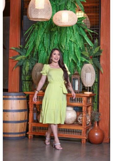 Vestido Em Viscose Com Decote Quadrado Manga Princesa Amarelo Mulher Morena Outono/Inverno 2025