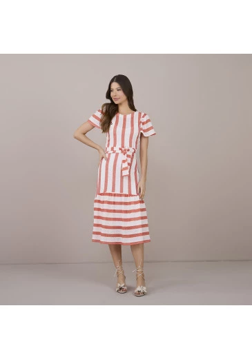 Vestido Ana em Lace Cathonic com Elastano Listrado Coral Tatá Martello Primavera/Verão 2025 