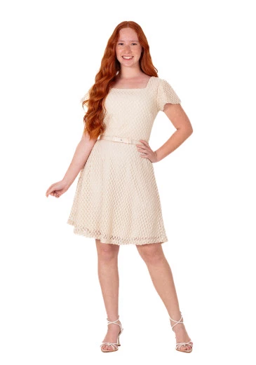Vestido Mabel em Tecido Tricô Acompanha Cinto e Possui Forro Bege Hapuk Primavera/Verão 2025