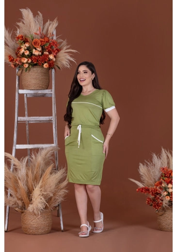 Vestido em Viscolycra Verde Lima Mulher Morena Outono/Inverno 2025.