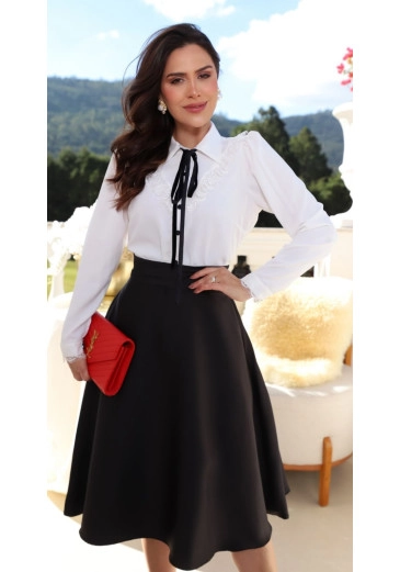 Conjunto Mayara Em Crepe Maria Amore Outono/Inverno 2026