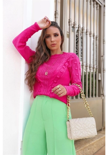 Blusa Pink  Em Tricot Com Detalhes De Trança E Dois Pontos  Outono/Inverno 2023