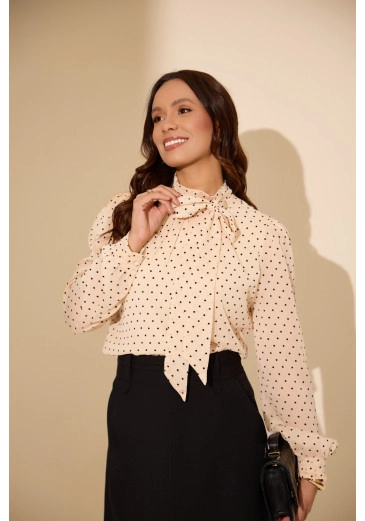 Blusa Daniela Em Chifon Creme Jany Pim Outono/Inverno 2026