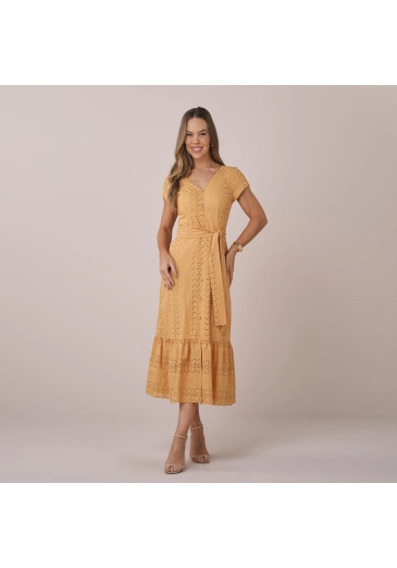 Vestido Carmem Em Laise Bege Tatá Martello Primavera/Verão 2026