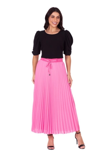 Blusa Jade em Tecido Plano com Detalhe em Pregas nas Mangas Preta Hapuk Primavera/Verão 2025